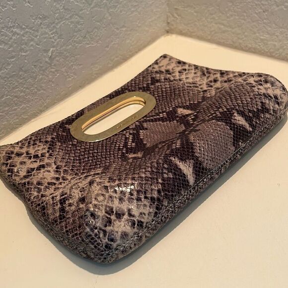 Michael Kors Snakeskin Clutch Bag Beige Brown Animal Print Gold Accent Handle - Picture 7 of 10